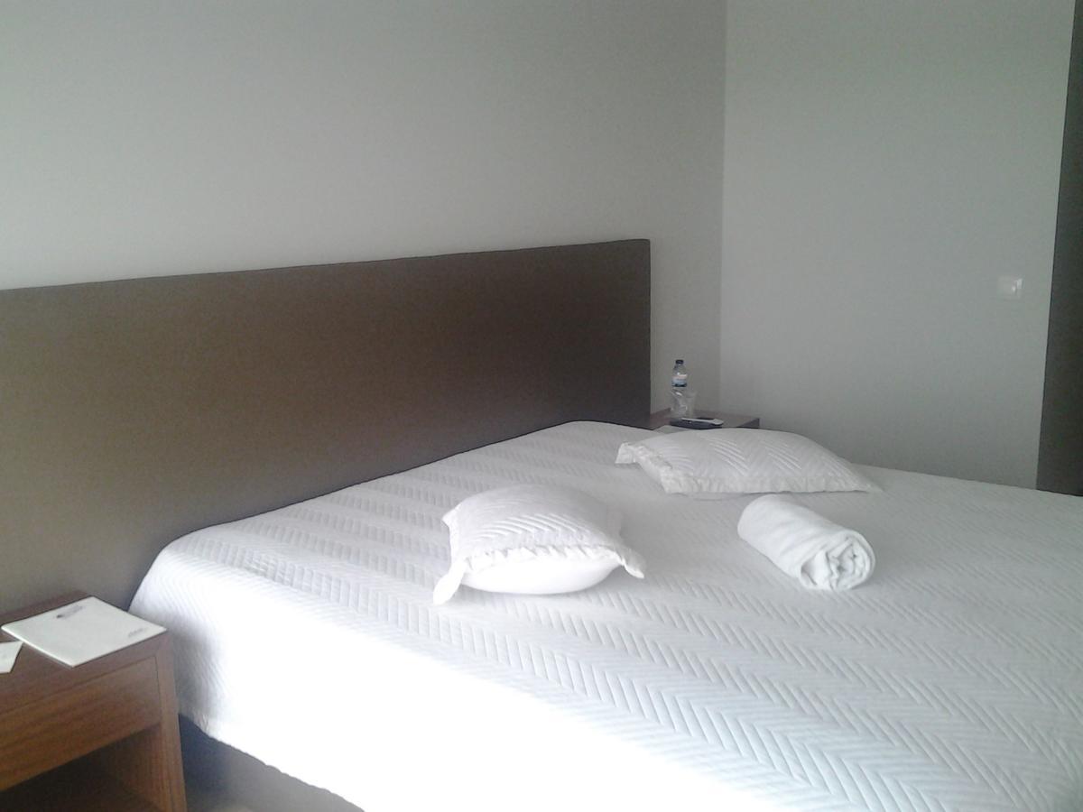 Guest House A&Z Espinho  Ngoại thất bức ảnh